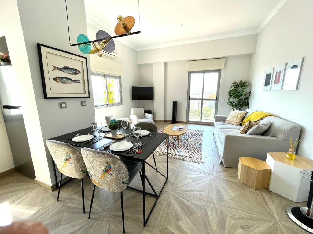 Skyline Penthouse - Apartamento situado en el Edificio Fénix en el Centro de Cádiz